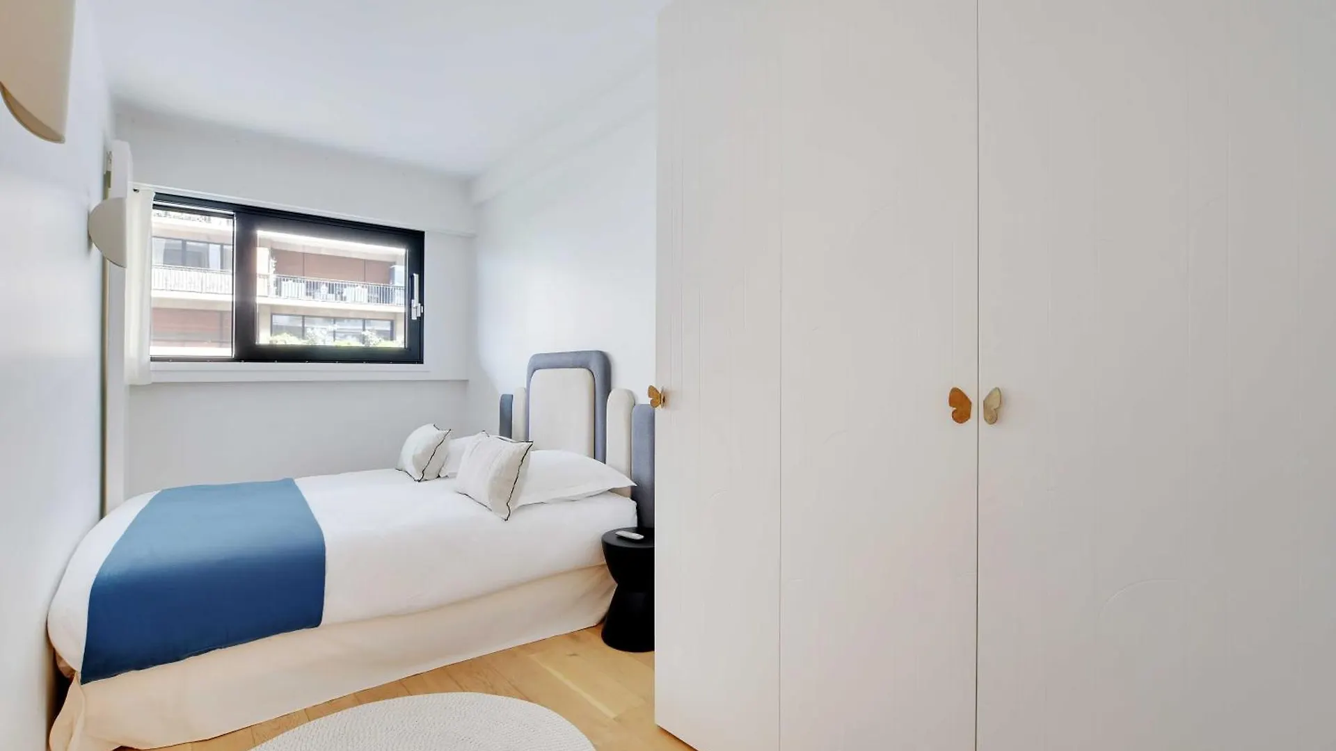 Passy - Eiffel Tower - Amazing 2br With Garden Apartment *