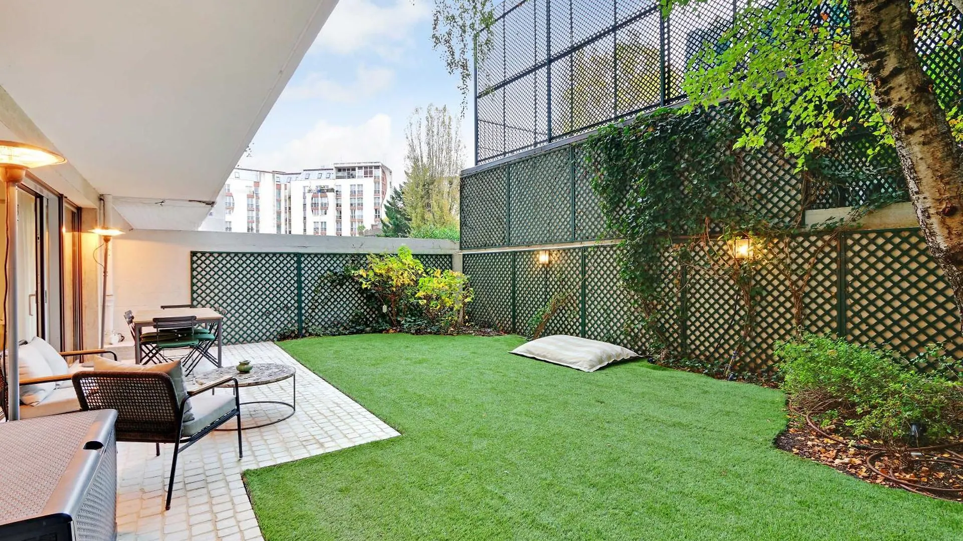 Passy - Eiffel Tower - Amazing 2br With Garden *