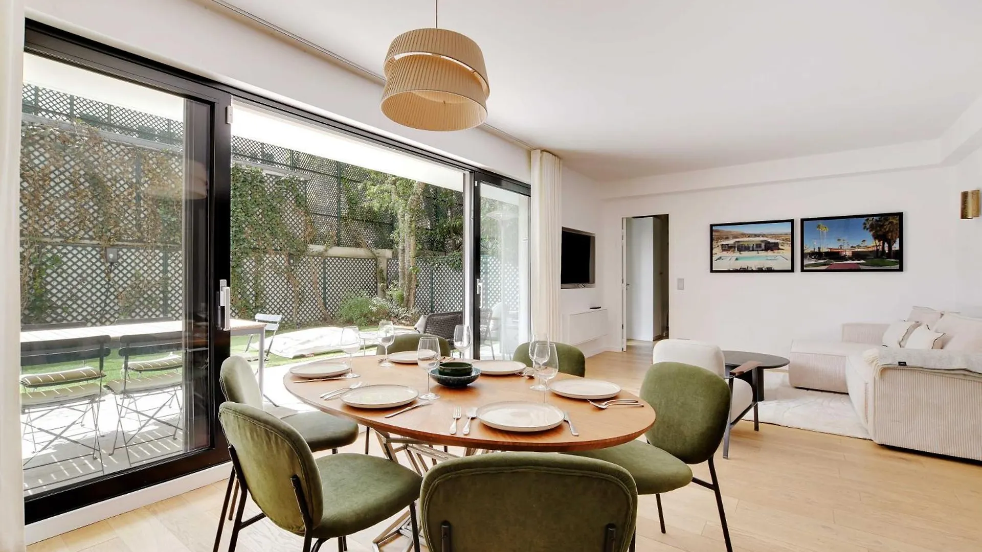 Passy - Eiffel Tower - Amazing 2br With Garden *